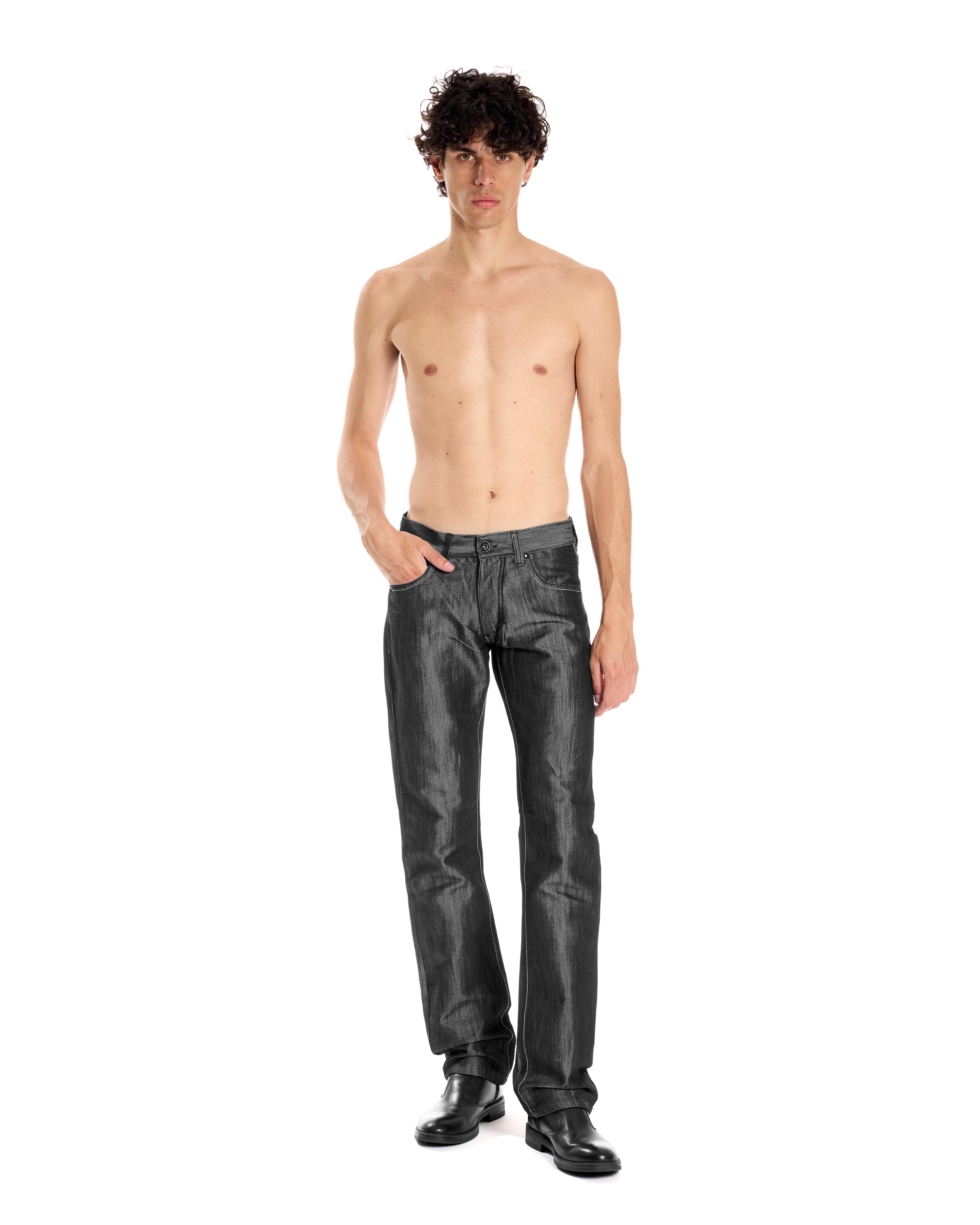 Jeans effetto metallico