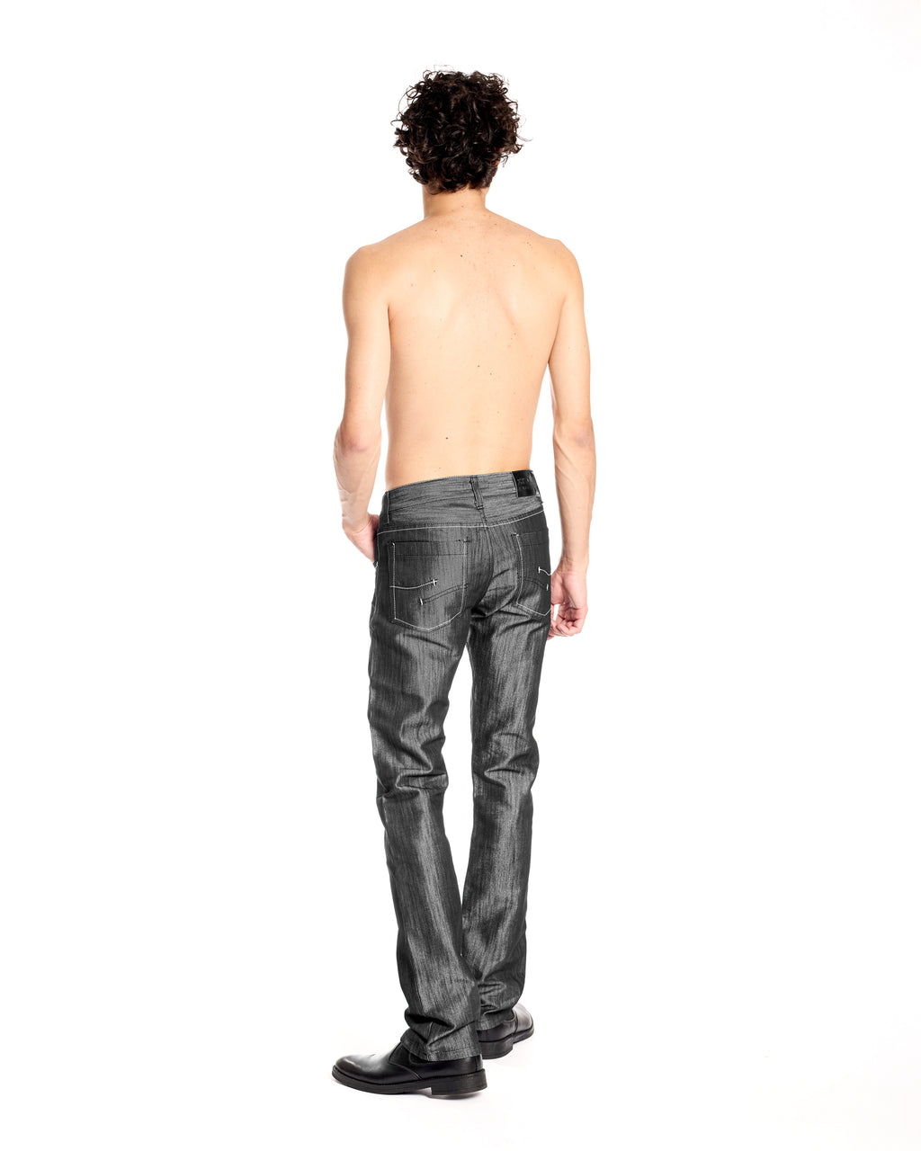 Jeans effetto metallico